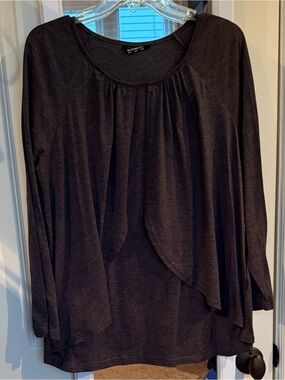 🩶 BloomChic Black Long Sleeve Tunic Top Size 10 Flowy Layered Front 🩶